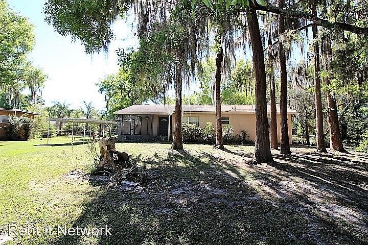 1st image of 21875 Pineywood Loop