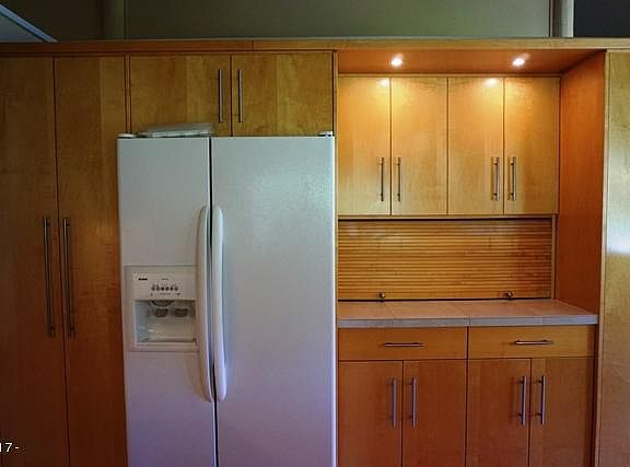 5th image of 600 Island Dr #13