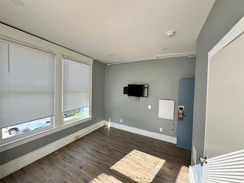 1st image of 908 Post St