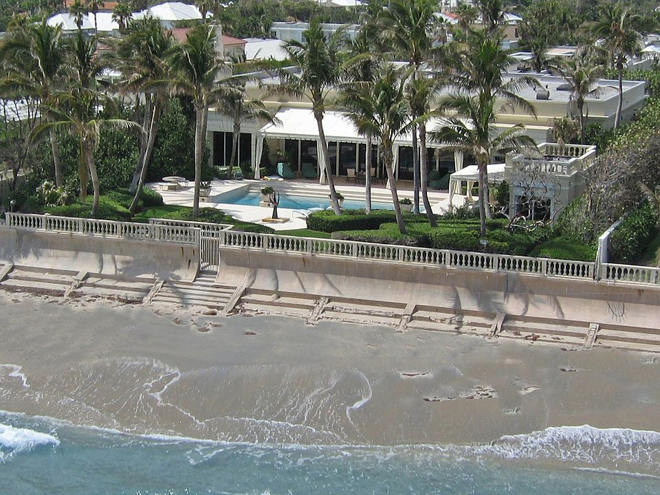 Direct Oceanfront Retreat