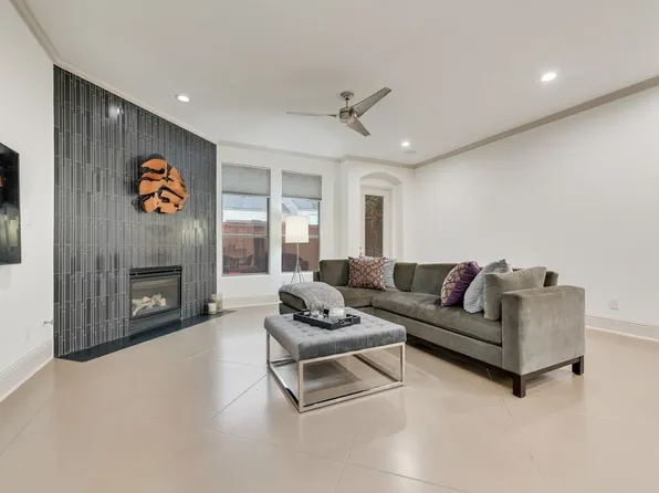 5113 Vandelia St, Dallas, TX 75235