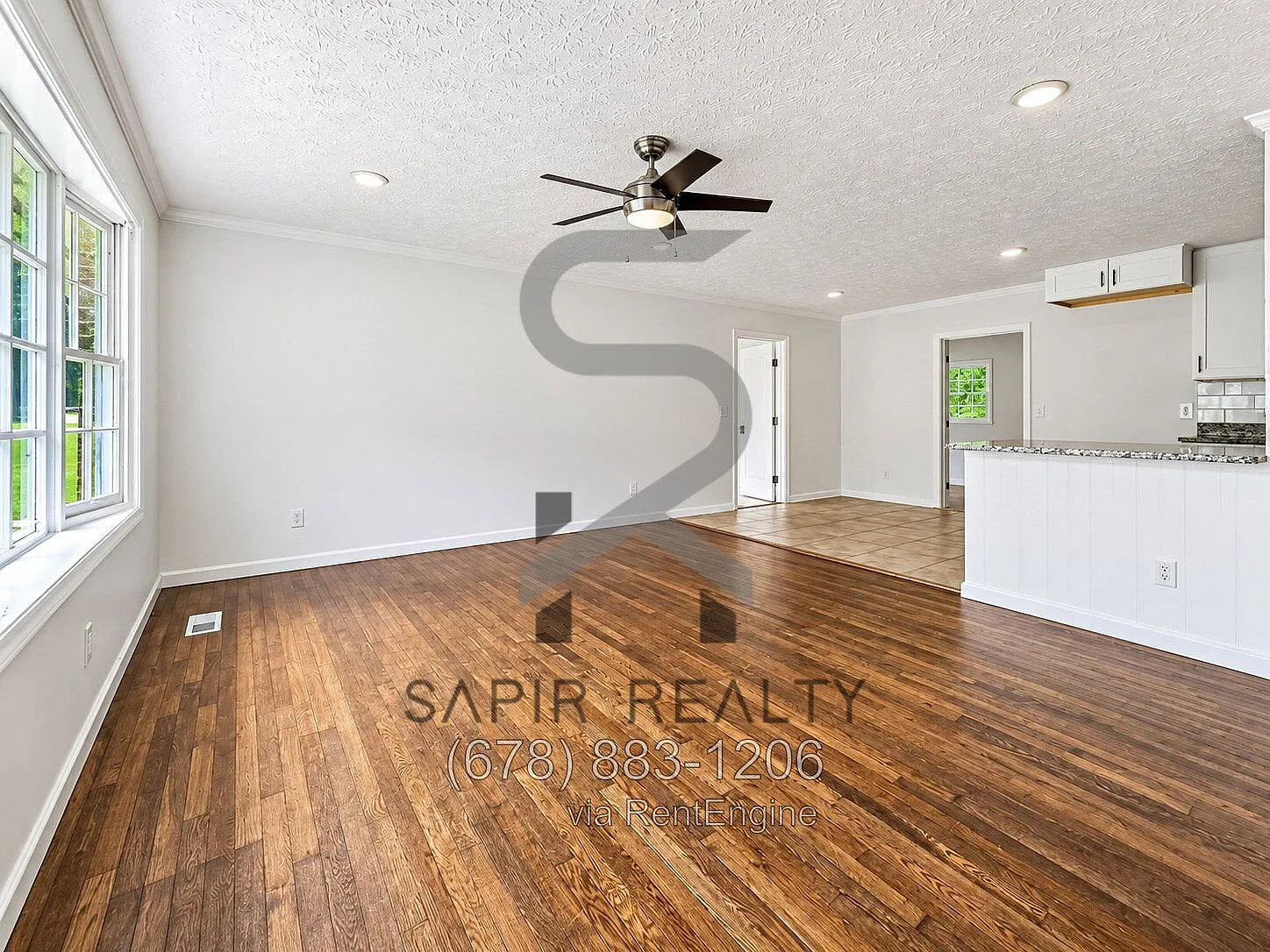 4 bed, 2.0 bath, 1922 sqft, $1,795 — Photo 3