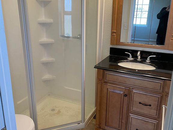 2nd image of 120 E Morgan Ave