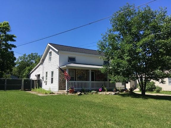 2nd image of 801W W Montcalm St