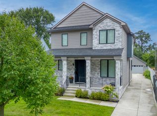 1624 Cole St, Birmingham, MI 48009