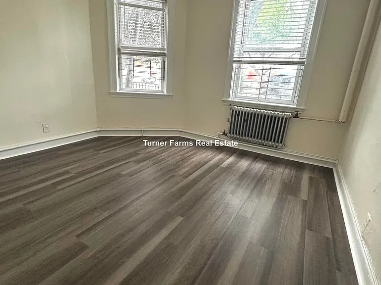 518 Cambridge St #1C — Photo 4