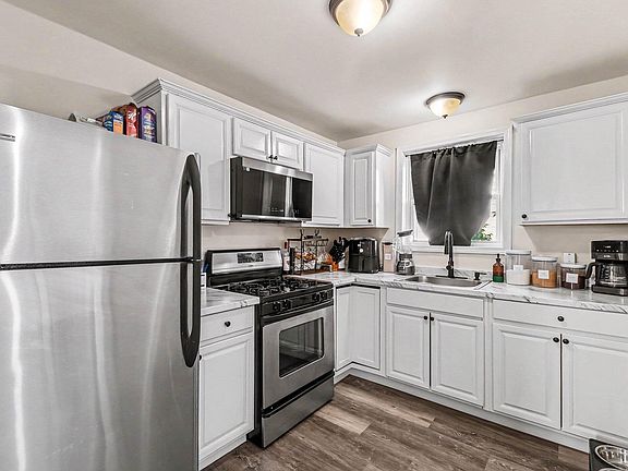 5th image of 7541 Orchard Ave