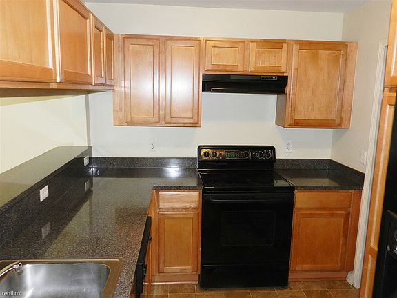 5th image of 3603 Whitaker Dr