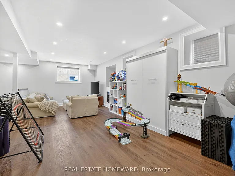 3329 Vernon Powell Dr — Photo 33