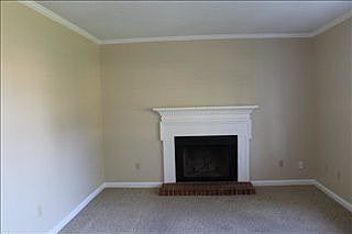 3rd image of 106 Kelliwood Dr