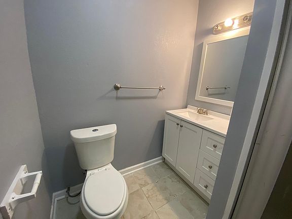 3rd image of 2645 N Mill St