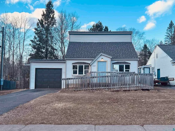 1207 Carlton Ave W, Cloquet, MN 55720