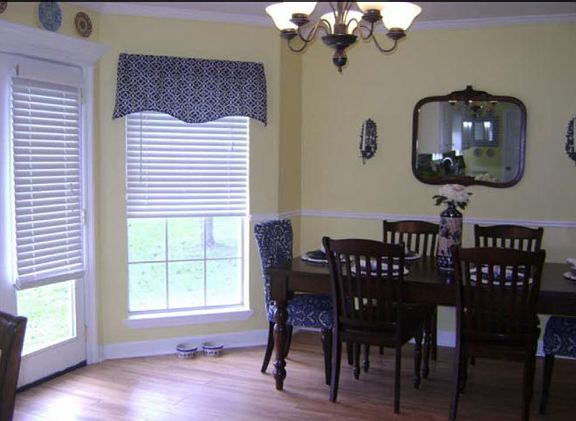 4th image of 641 Jonquil Ln