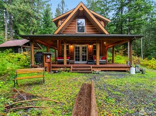 21004 Pinnacle Rd, Glacier, WA 98244