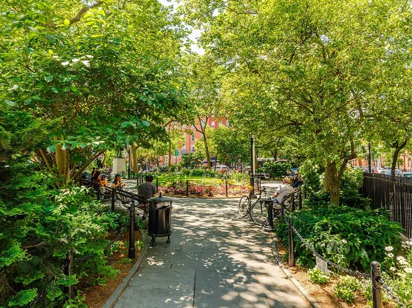 15 Abingdon Square image 2 of 2