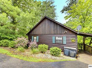 2201 Hawks Point Way, Sevierville, TN 37862