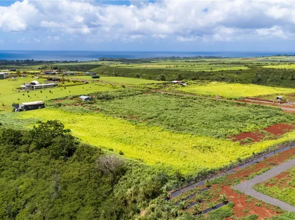 64-486 Kamehameha Hwy #29-B, Haleiwa, HI 96712