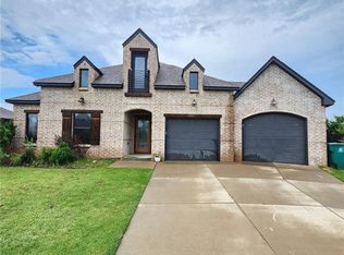 17809 Black Hawk Cir, Edmond, OK 73012