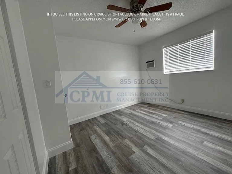1958 McKinley St Hollywood, FL 33020 — Photo 17