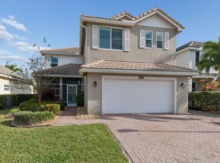 11534 SW Glengarry Court, Port St Lucie, FL 34987