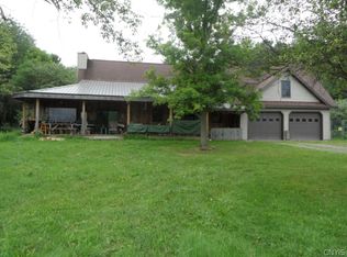 8604 Boak Rd W, Holland Patent, NY 13354