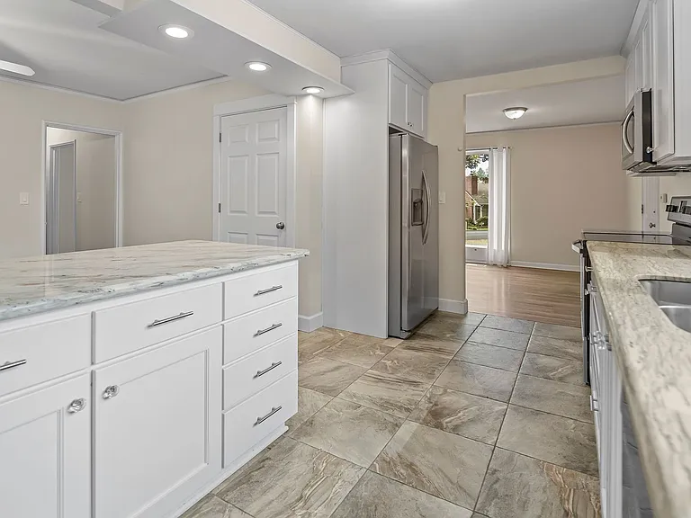 9520 SW Cypress St — Photo 15