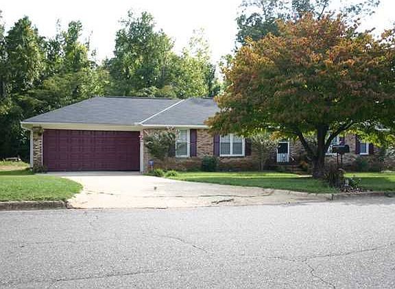 3rd image of 217 51st St