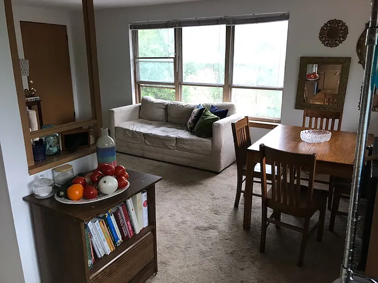Livingroom from kitchen
