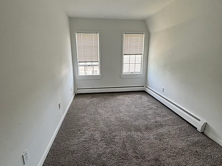 742 South Ave — Photo 13