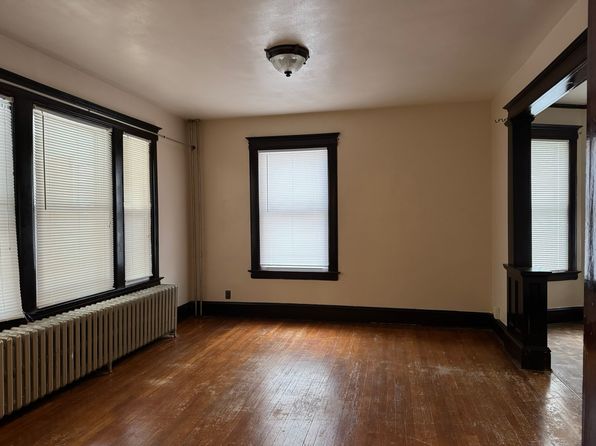 37 Mountford St UNIT 1