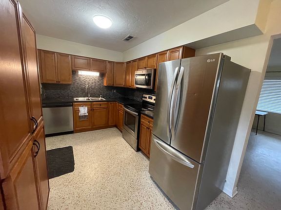5th image of 2111 NW 55th St