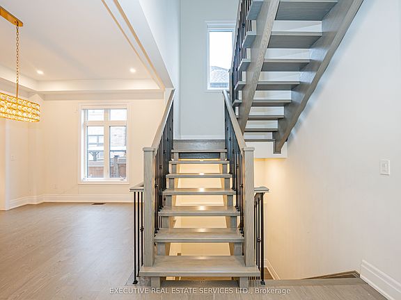 2nd image of 1217 Ironbridge Rd