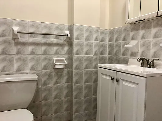 Rented by Bravado Real Estate LLC | media 15