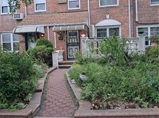 6064 70th St, Maspeth, NY 11378