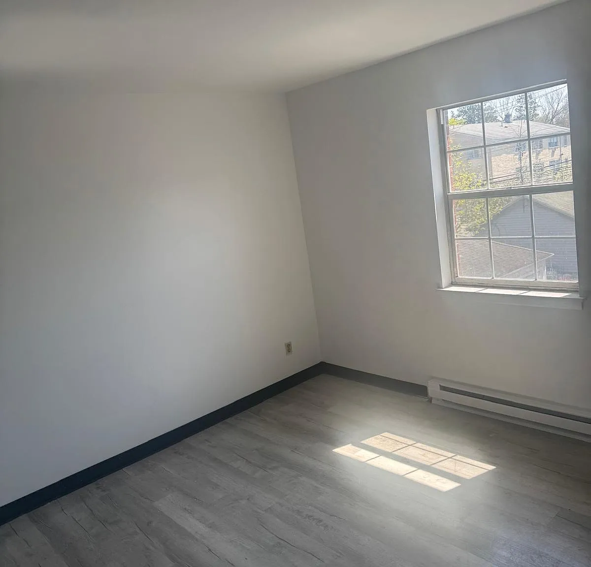 1 bed, $1,600 — Photo 2