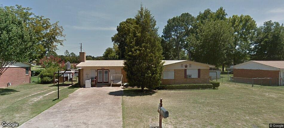 1st image of 613 Laurel Rd