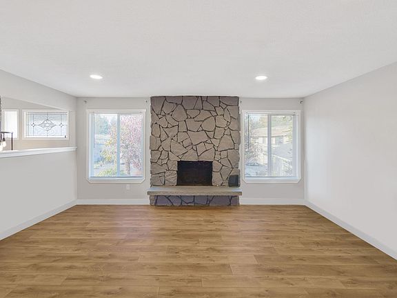 2nd image of 29712 33rd Ave S