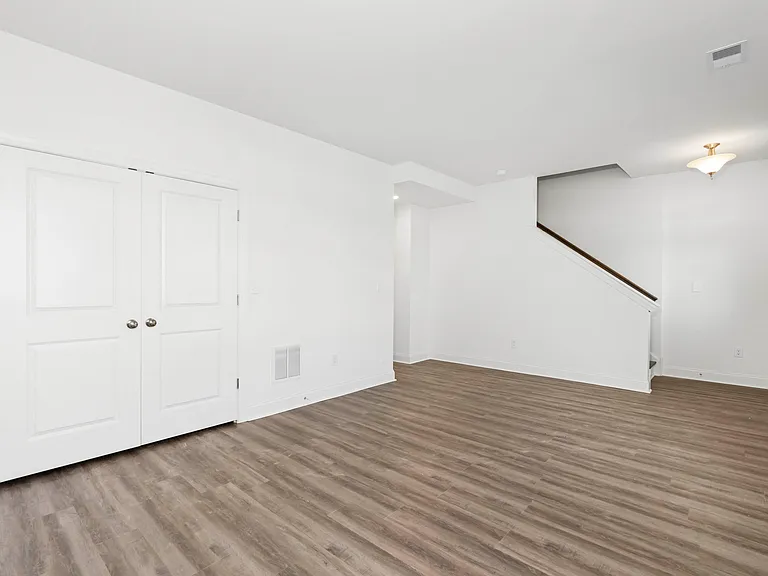 613 Mapleton Ave — Photo 17