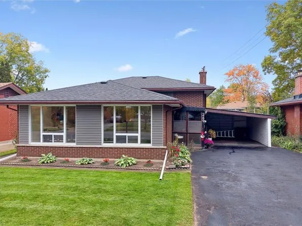 269 Ross Ave, Kitchener, ON N2A 1V7