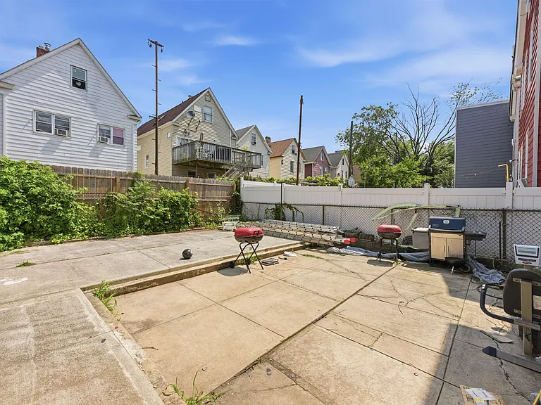 129 W 28th St #1 — Photo 20