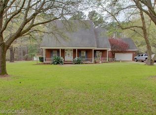 4510 Country Estates Dr, Saraland, AL 36571