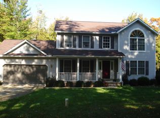 17800 Geauga Lake Rd, Chagrin Falls, OH 44023