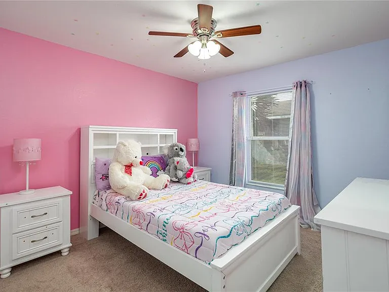 501 Interlock St — Photo 25