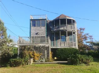 225 Coggeshall Ave, Newport, RI 02840
