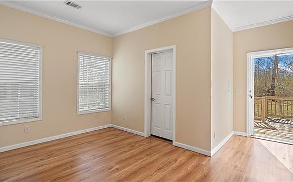 5th image of 1670 Orleans St