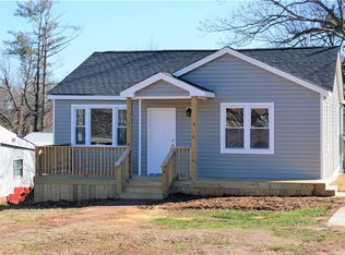 601 W Main St, Pickens, SC 29671