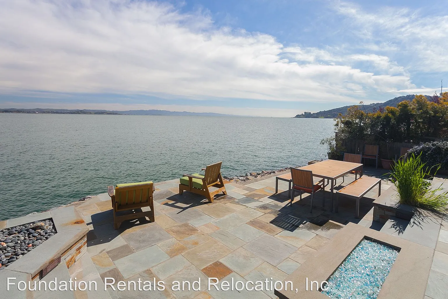 115 Saint Thomas Way photo 1