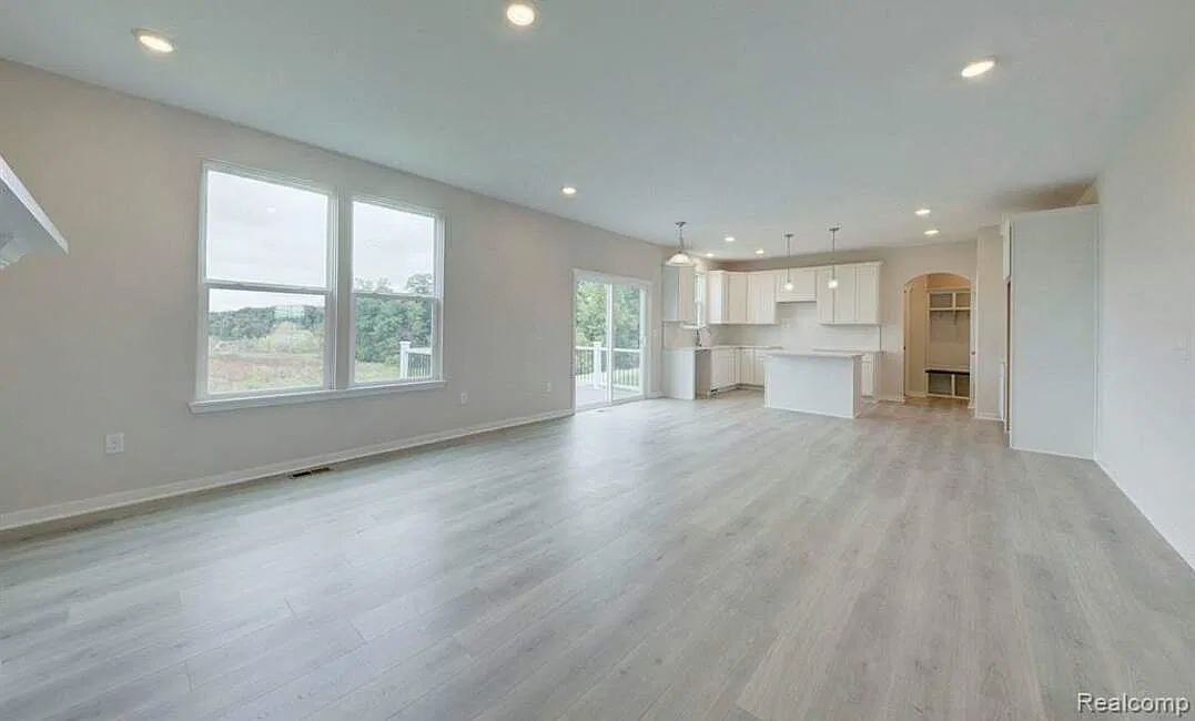 2123 Steelwood Drive - MOD 98 - 1 — Photo 3