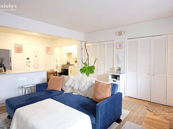 3rd image of 1420 York Ave APT 6R