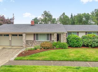 1860 Carmel Ave, Eugene, OR 97401